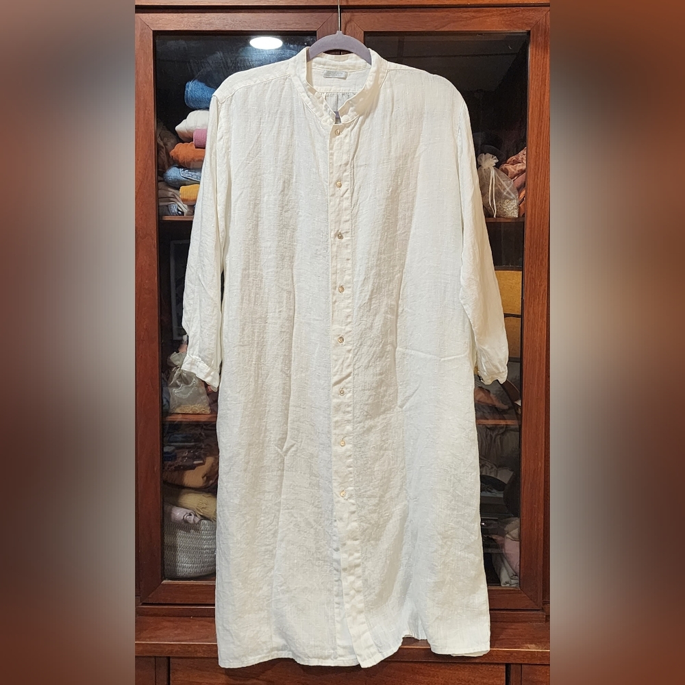 Fog Linen Work shirt dress. One size. Side pockets. 100% Lithuanian linen.